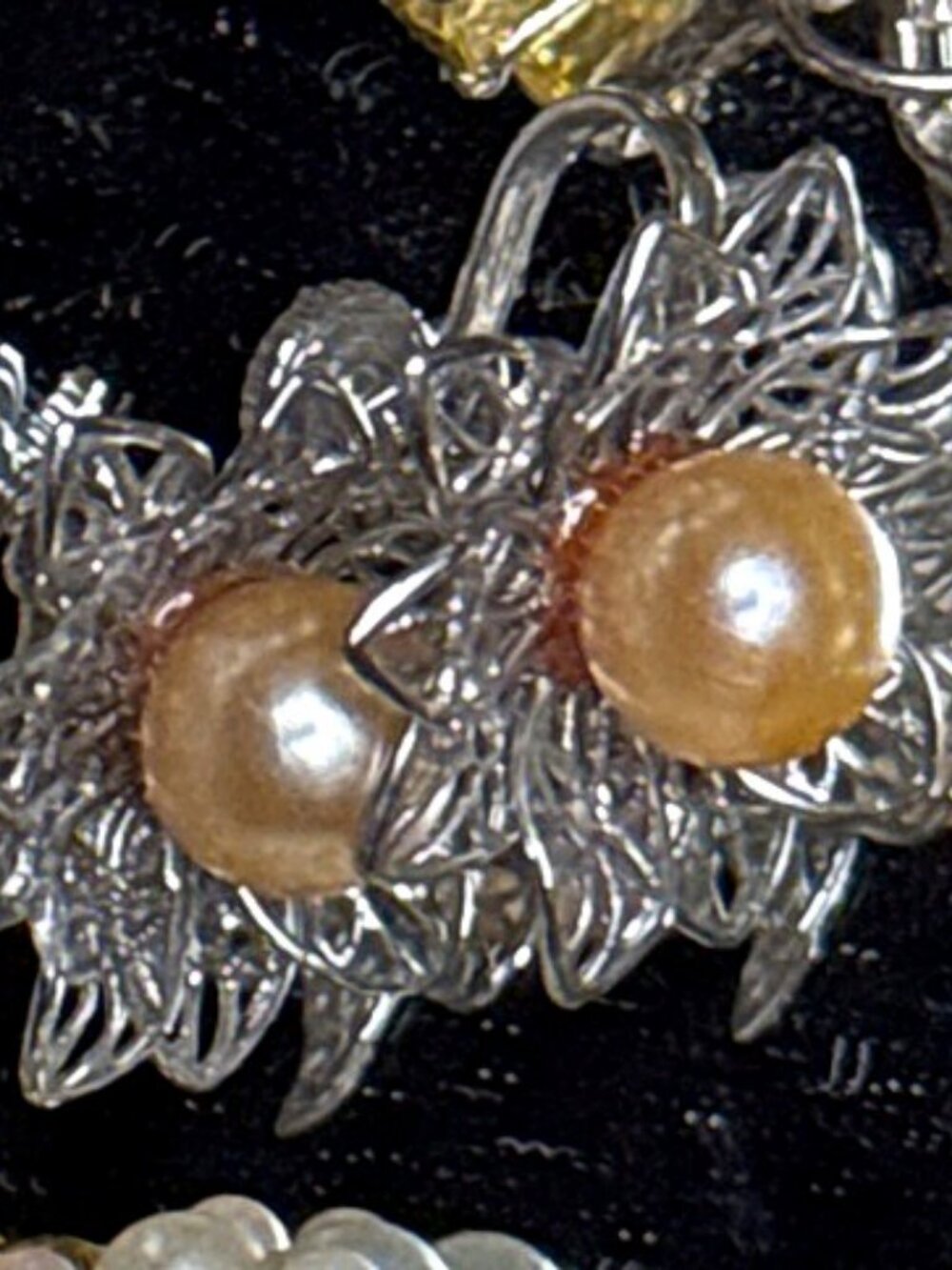 Vintage Silver Filigree Flower Screw Back Earrings Peach Pearl Centers